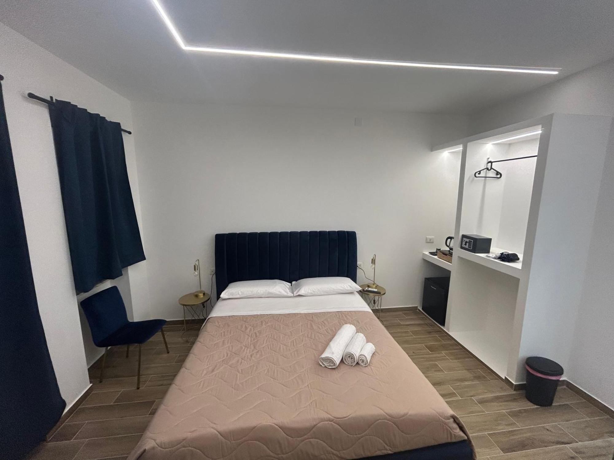 Sistra 12 Bed & Breakfast Катания Екстериор снимка
